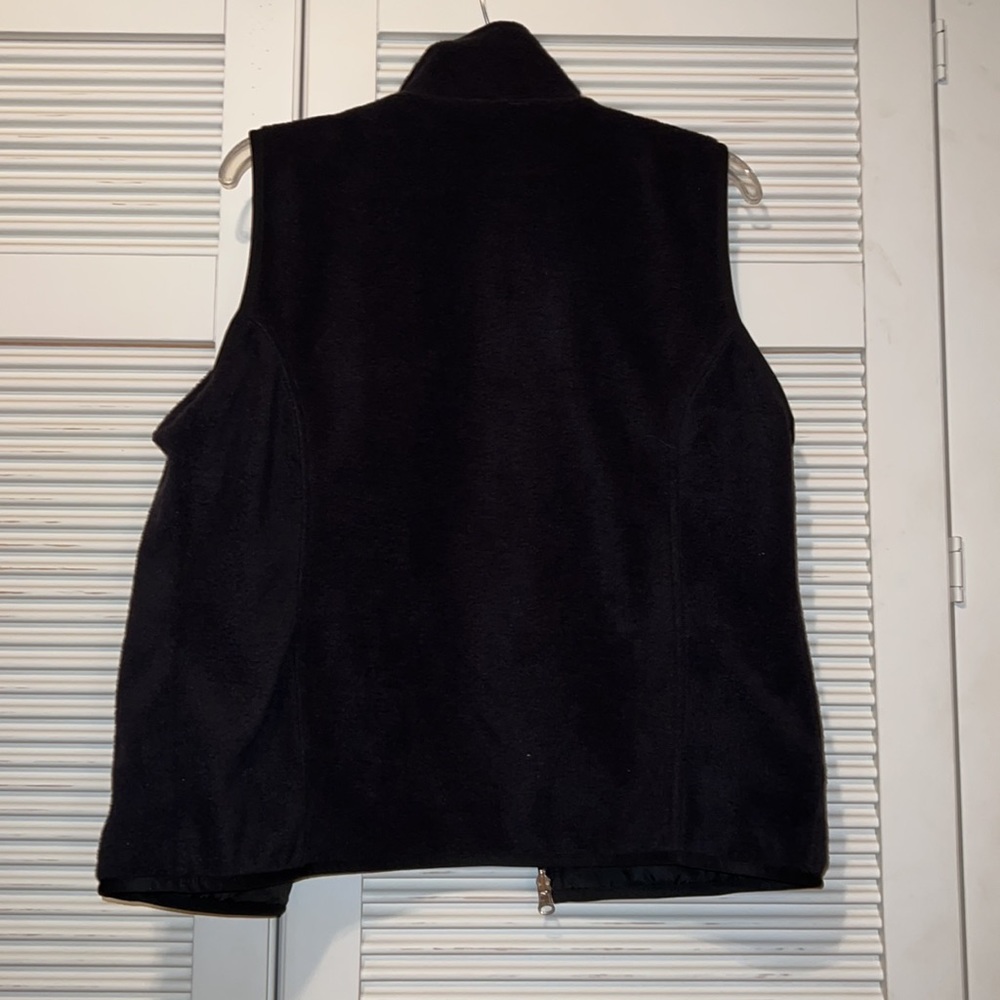LAVON Reversible Zip Vest - Picture 2 of 9